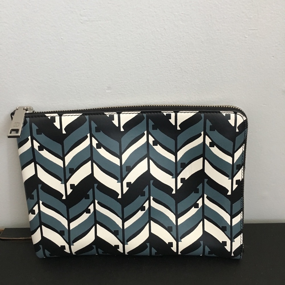 Ivanka Trump wallet, clutch Blk white and blue